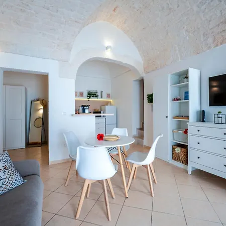 Velvet Queen * Ostuni