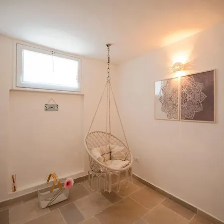 Velvet Queen * オストゥーニ